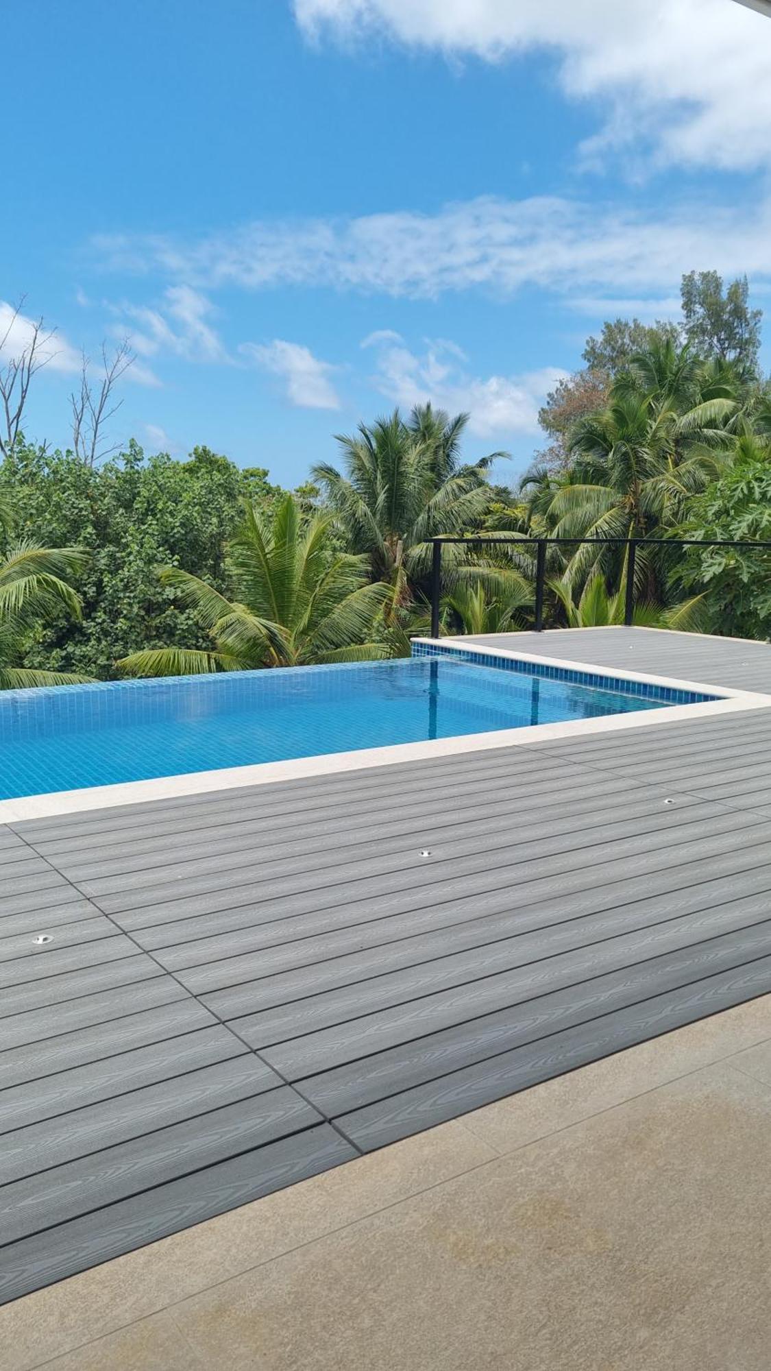 Tranquility Villas Baie Sainte Anne Exteriör bild