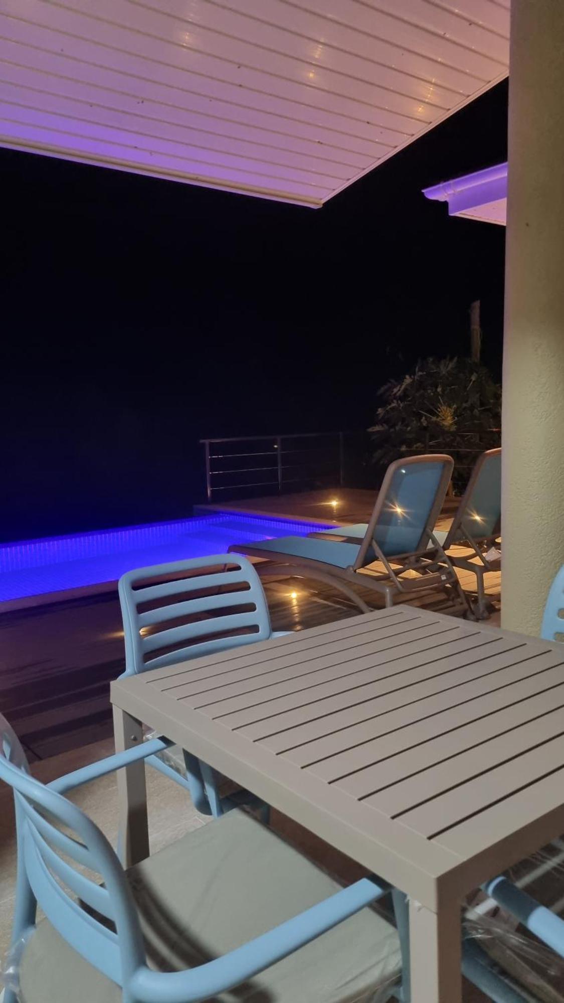 Tranquility Villas Baie Sainte Anne Exteriör bild